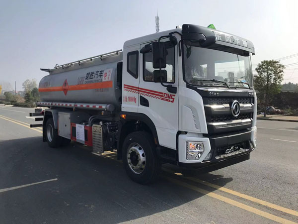 楚胜牌CSC5186GJYEH6 加油车