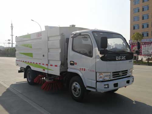 楚胜牌CSC5075TSL6型扫路车