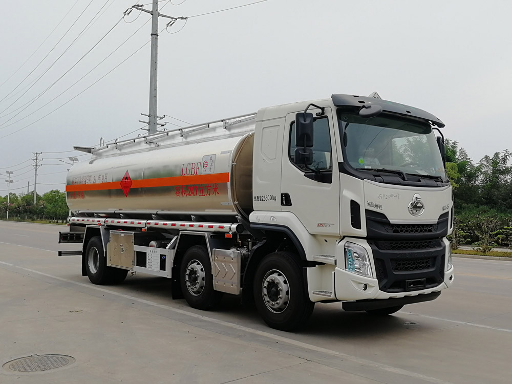 楚胜牌CSC5267GYYLEL6型铝合金运油车